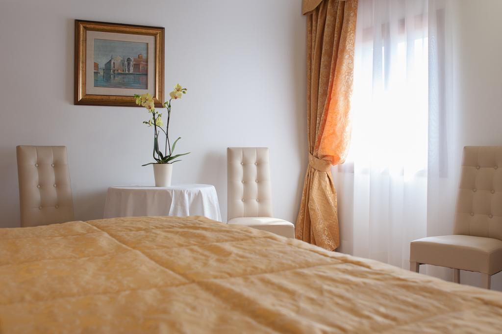 Bed and Breakfast Ca' Cappellis Venecia Exterior foto