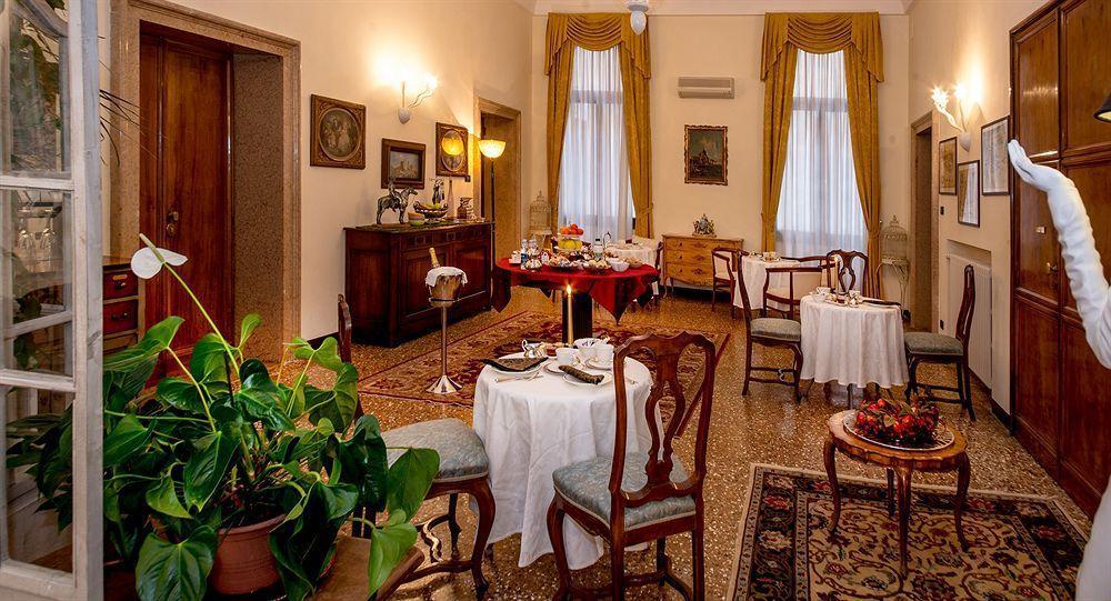 Bed and Breakfast Ca' Cappellis Venecia Exterior foto